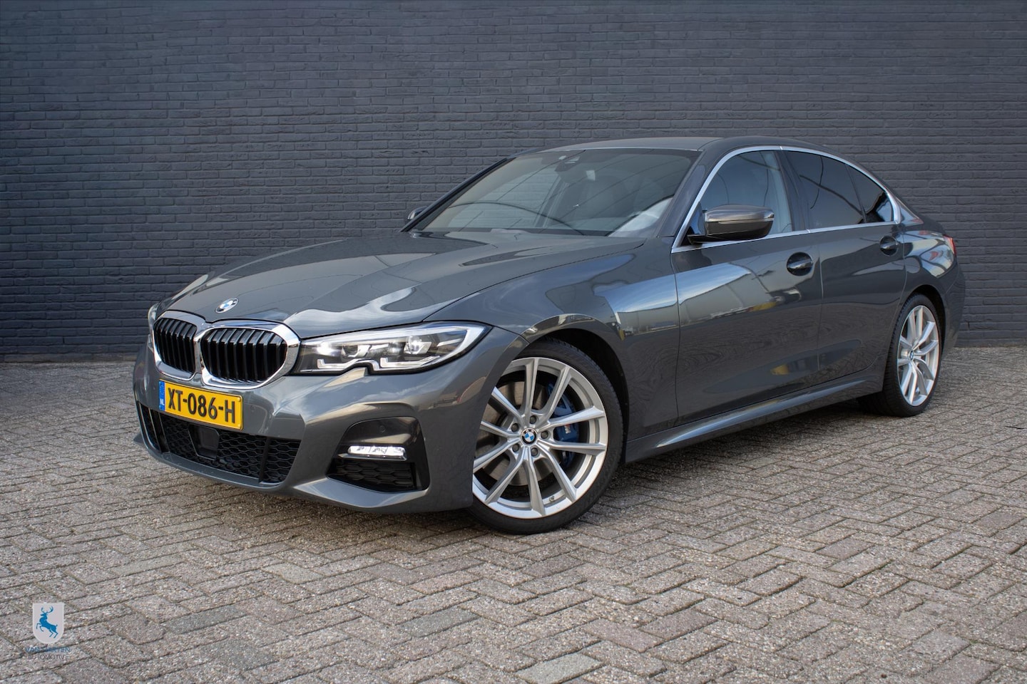 BMW 3-serie - 330i High Executive Edition M-sport / Dravit Grau / Head-up / 19'' Breyton / Elek. Trekhaa - AutoWereld.nl