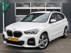 BMW X1 - XDrive25e High Executive M-Sport | 12 Mnd. Garantie & SOH 88% | Nette en zeer complete X1