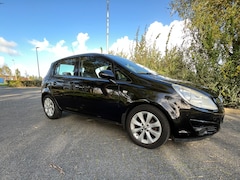 Opel Corsa - 1.2-16V Selection