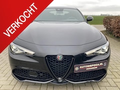 Alfa Romeo Giulia - 2.0 T Veloce Ti AWD Lederen dasboard - QV interieur - Carbon delen interieur