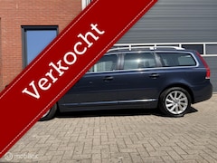 Volvo V70 - 2.0 T5 245pk Geartr. Summum - schuifdak - orig. NL