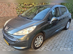 Peugeot 207 - 1.4-16V X-line 2006 5drs VOL JAAR APK