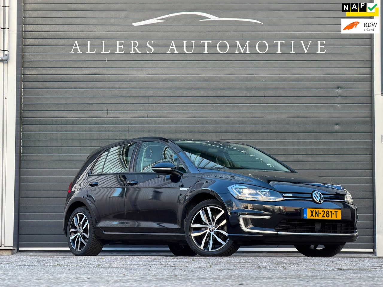 Volkswagen e-Golf - E-Golf|SOH 100%|NAP|TREKHAAK|NAVI|17INCH| - AutoWereld.nl