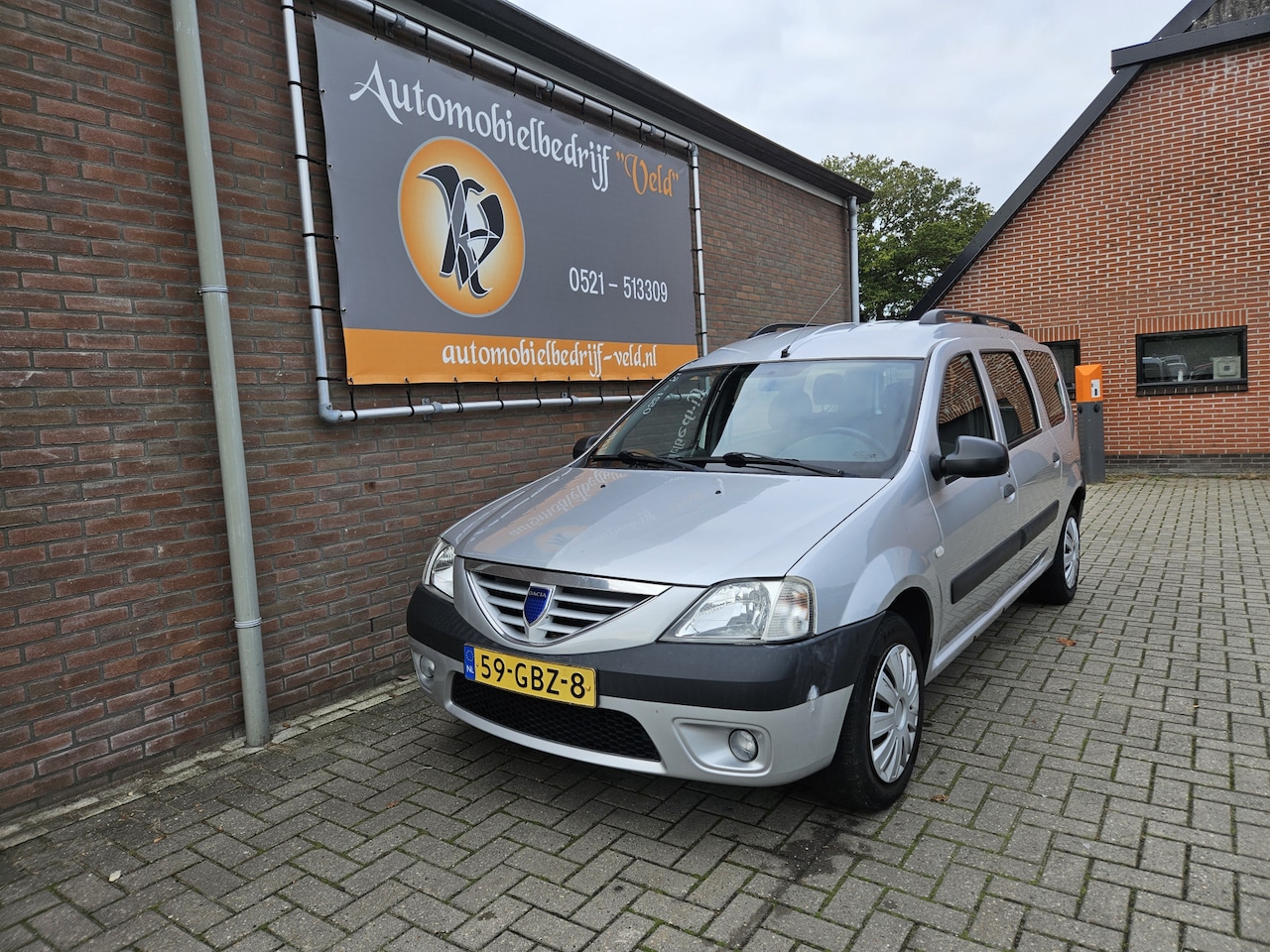 Dacia Logan MCV - 1.6 Lauréate 1.6 Lauréate - AutoWereld.nl