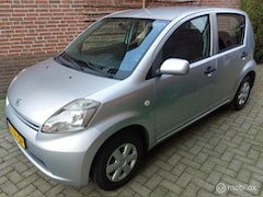 Daihatsu Sirion 2 - 1.0-12V Premium 2007 Airco APK 25-06-2027