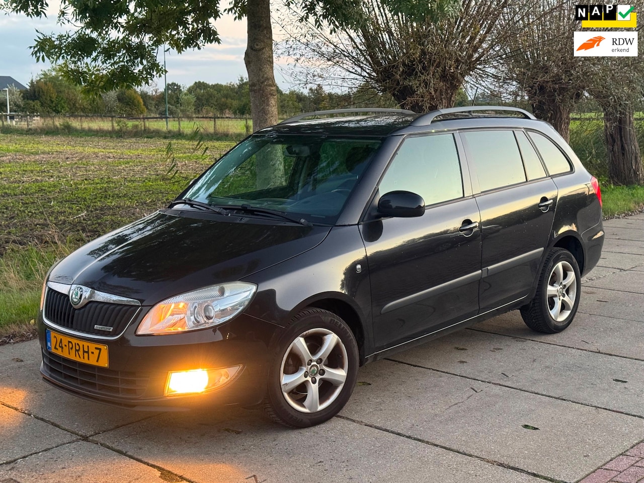 Skoda Fabia Combi - 1.2 TDI Greenline CLIMA|CRUISE|PDC|TREKHAAK - AutoWereld.nl