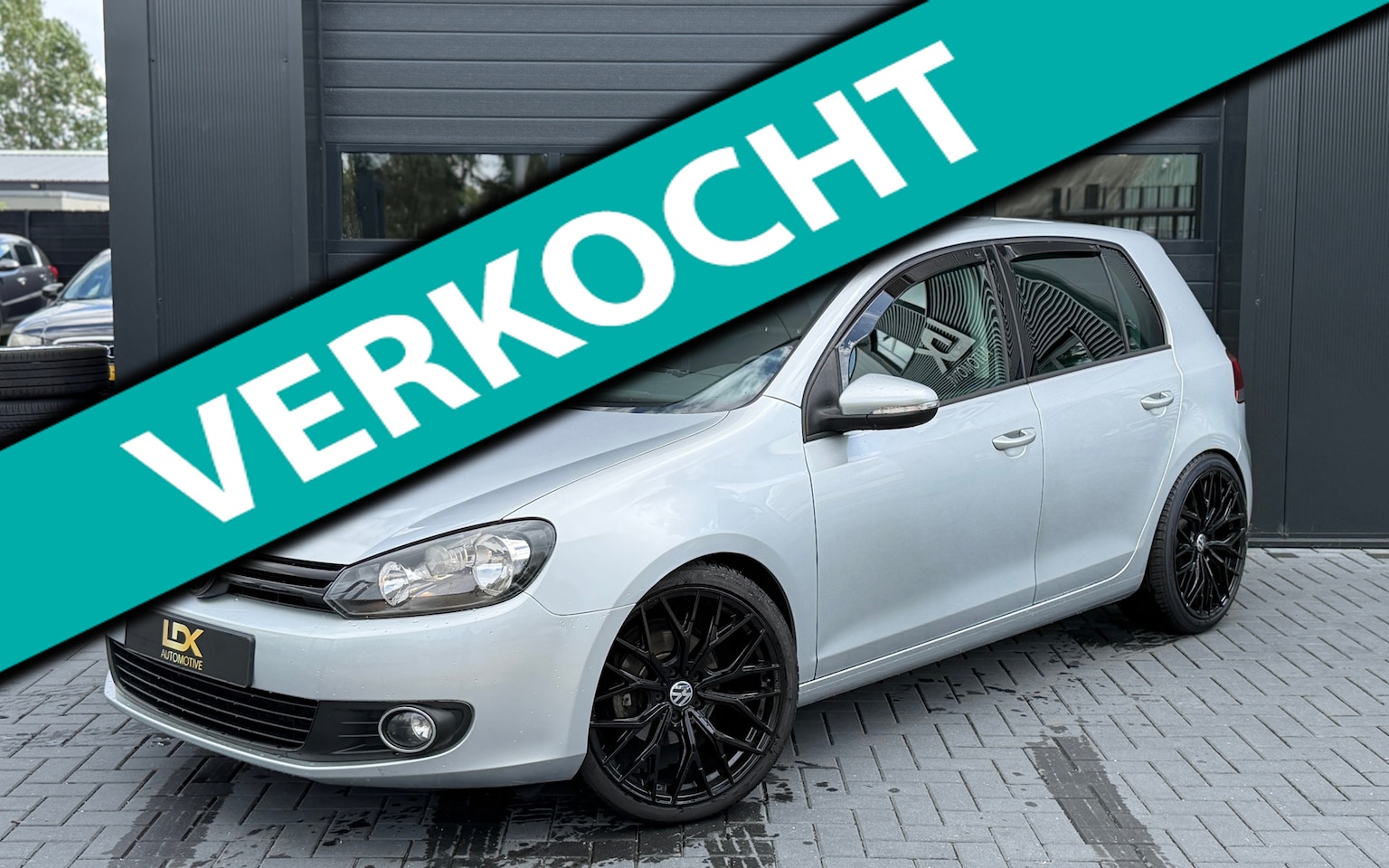 Volkswagen Golf - 1.2 TSI Tour II BlueMotion Cruise|LM 19|Airco - AutoWereld.nl