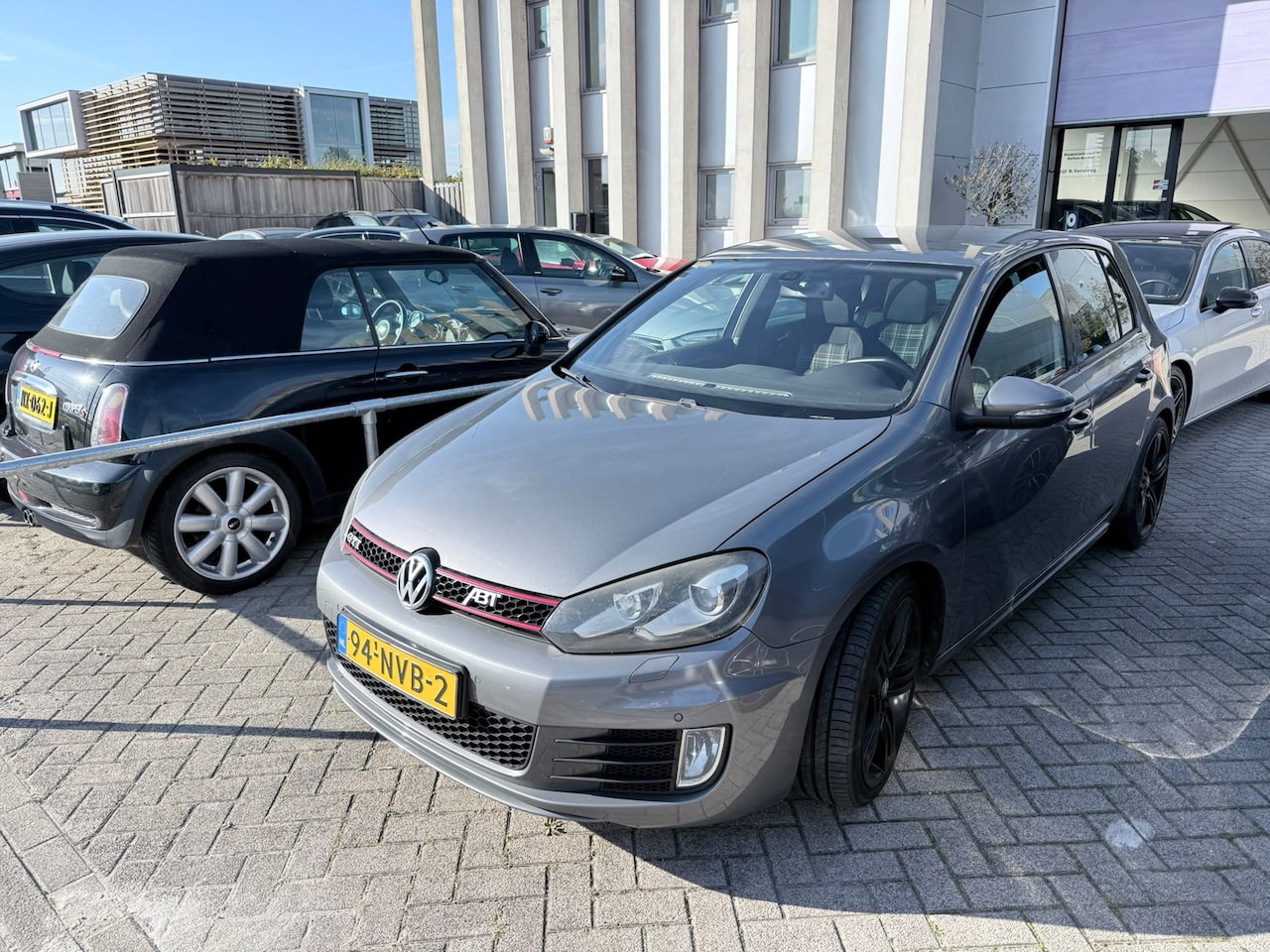 Volkswagen Golf - 2.0 GTI DSG AUTOMAAT! NETTE AUTO! INRUIL MOGELIJK! - AutoWereld.nl