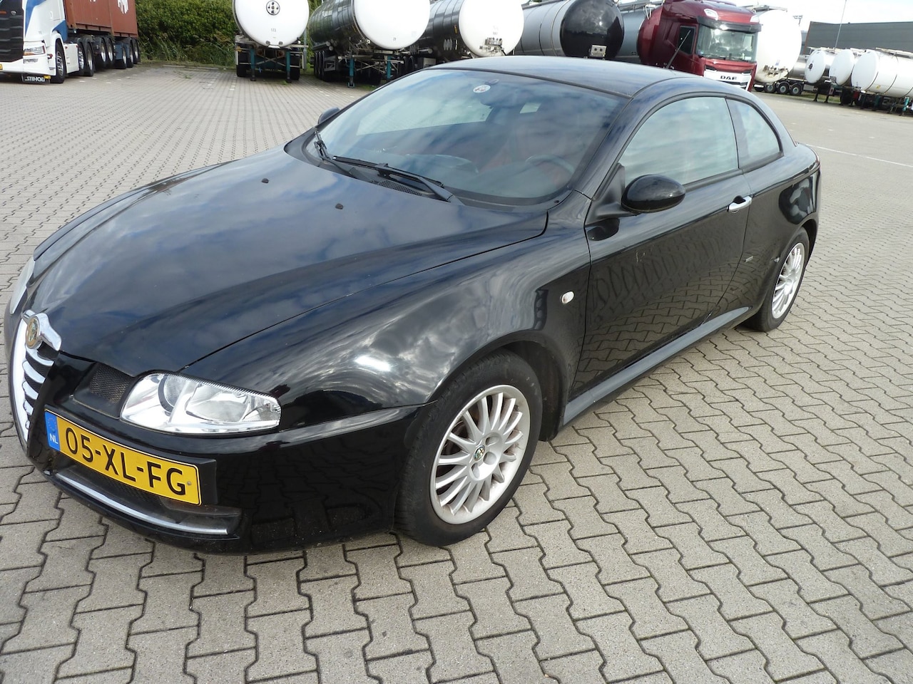 Alfa Romeo GT - 2.0 JTS Distinctive 2.0 JTS Distinctive - AutoWereld.nl
