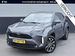 Toyota Yaris Cross - 1.5 Hybrid First Edition Stoelverwarming, Parkeersensoren voor + achter, LED, Privacy glas