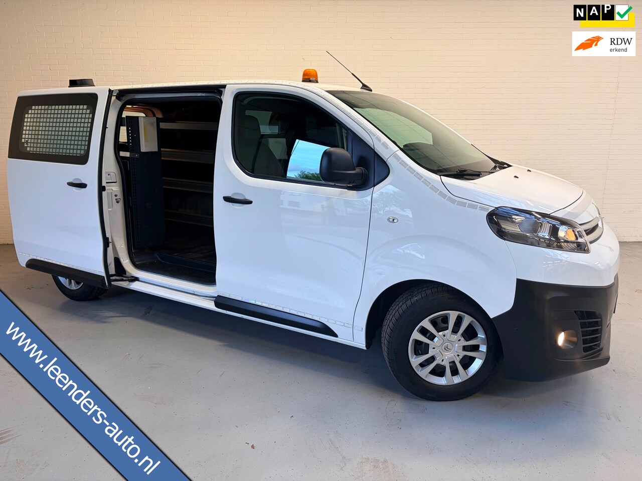 Citroën Jumpy - Servicewagen 1.6 BlueHDI 95pk euro6 L2H1 V230 omvormer BOTT inrichting Standkachel Trekhaa - AutoWereld.nl