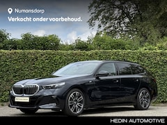 BMW 5-serie Touring - 520i | M-Sport | Panorama | Elek. Trekhaak | Harman/Kardon | Driv. Ass. Plus | 4x Stoelver