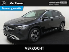 Mercedes-Benz GLA-Klasse - 250 e Star Edition Panoramadak / 360 camera / Privacy glass / Stoelverwarming