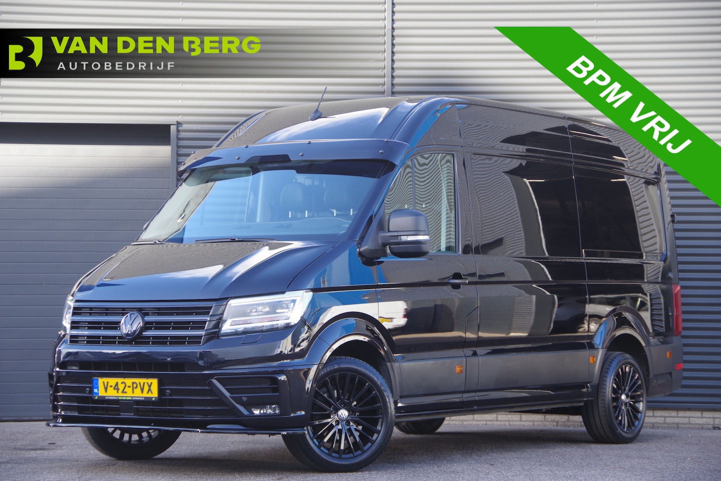 Volkswagen Crafter - 35 2.0 TDI L3H3(L2H2) 3-ZITS, 177PK AUT. LED, ADAPT. CRUISE, STOELVERWARMING, STUURVERWARM - AutoWereld.nl