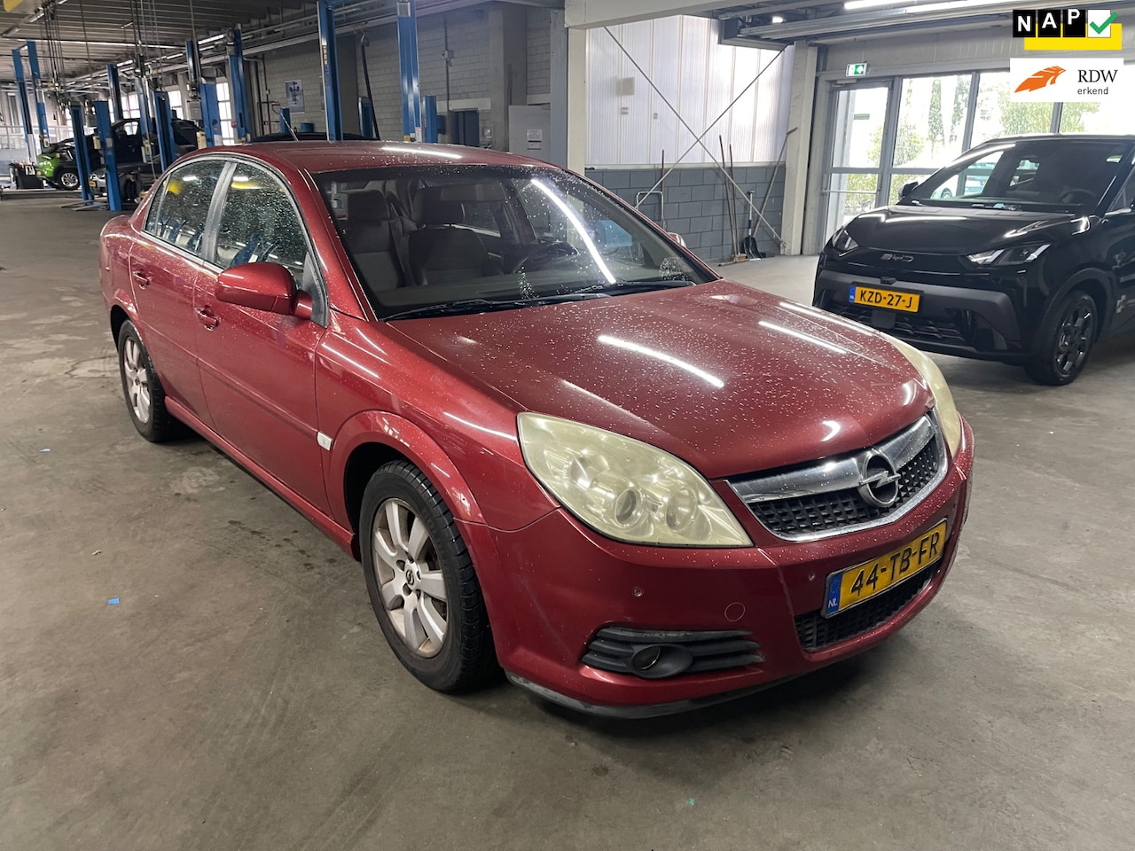 Opel Vectra - 1.8-16V Cosmo RIJDTGOED/LAGE KM/NL AUTO/1E EIGE - AutoWereld.nl