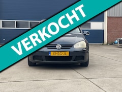 Volkswagen Golf - 1.6 FSI Sportline