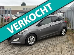Hyundai i30 - 1.6 GDI Go 135PK 5 deurs NL AUTO NAP Navi l Camera l Cruise l PDC l LED l AIRCO ECC DEALER