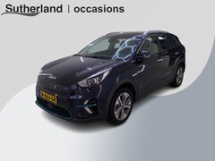 Kia e-Niro - DynamicLine 64 kWh | SOH 98, 9% | Trekhaak | Navigatie | VERWACHT |