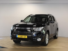 Mitsubishi Outlander - 2.0 PHEV Executive Edition | Trekhaak | camera