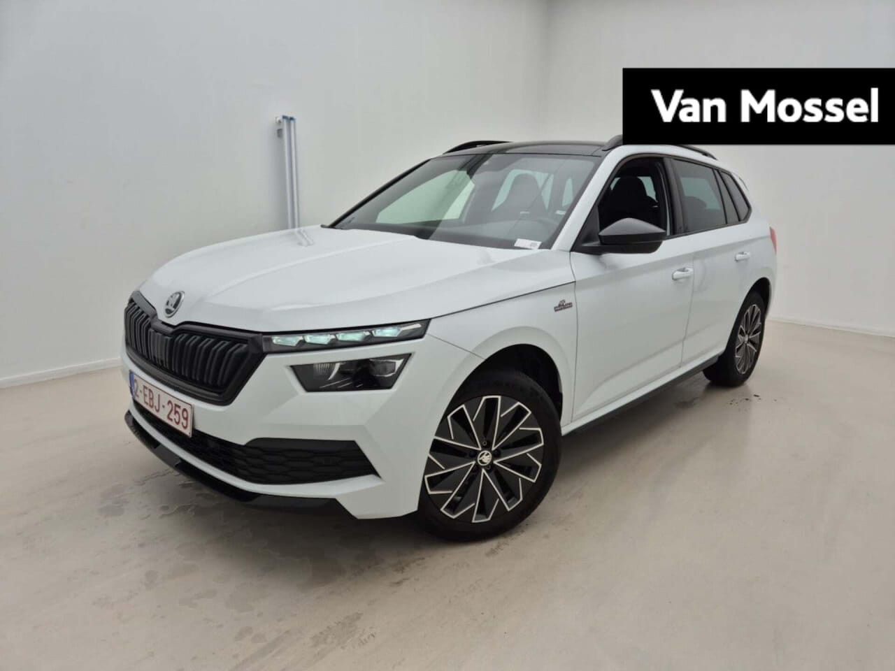 Skoda Kamiq - 1.0 TSI 70kW Clever | WORDT VERWACHT | PANORAMA | STOEL EN STUUR VERWARMING | PARKEERSENSO - AutoWereld.nl