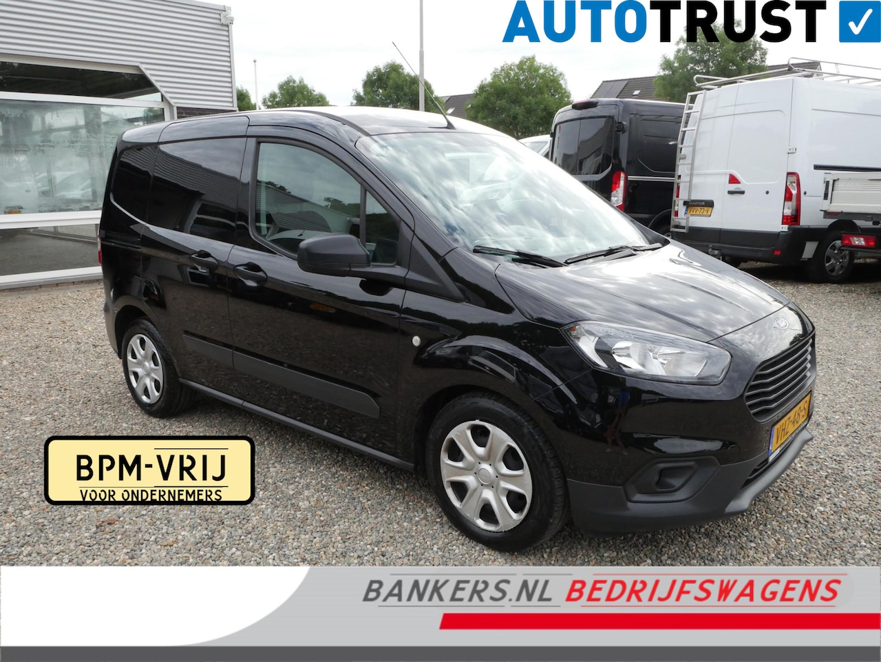 Ford Transit Courier - 1.0 100PK EcoBoost Benzine Trend Airco - AutoWereld.nl