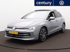 Volkswagen Golf - 1.5 eHybrid Style Edition | Panodak | Camera | Elek. Stoel | Trekhaak | ACC |