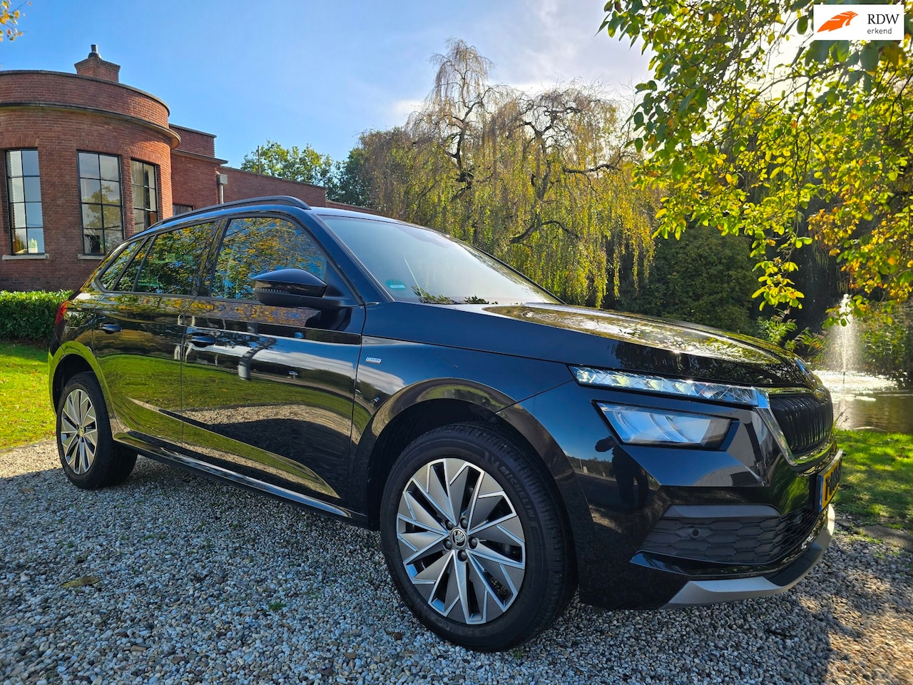 Skoda Kamiq - 1.5 TSI ACT Sport AUTOMAAT - AutoWereld.nl