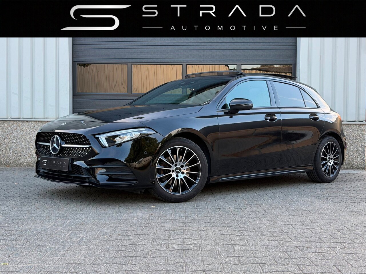 Mercedes-Benz A-klasse - 180 Business Solution AMG elec. stoelen burmester pano - AutoWereld.nl