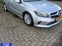 Mercedes-Benz A-klasse - 180 d Lease Edition
