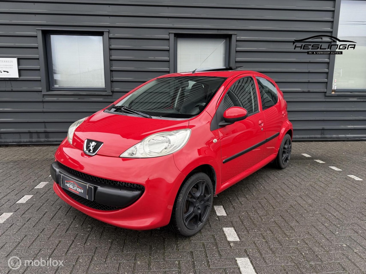 Peugeot 107 - 1.0-12V XS / NAP / PANO DAK - AutoWereld.nl