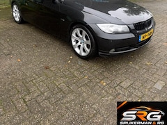 BMW 3-serie - 320i High Executive
