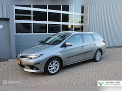 Toyota Auris Touring Sports - 1.8 Hybrid Active | NL Auto Boekjes | Navigatie | Parkeersensoren achter