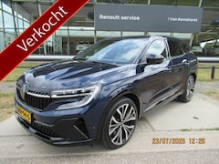 Renault Espace - E-Tech full hybrid 200 iconic 7p. Panorama/ Harmon Kardon/ 4 Control/ Trekhaak