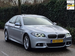 BMW 5-serie - 520i High Executive 6mnd Autotrust GARANTIE M Sport Schuifdak Apple CarPlay 2e eigenaar di