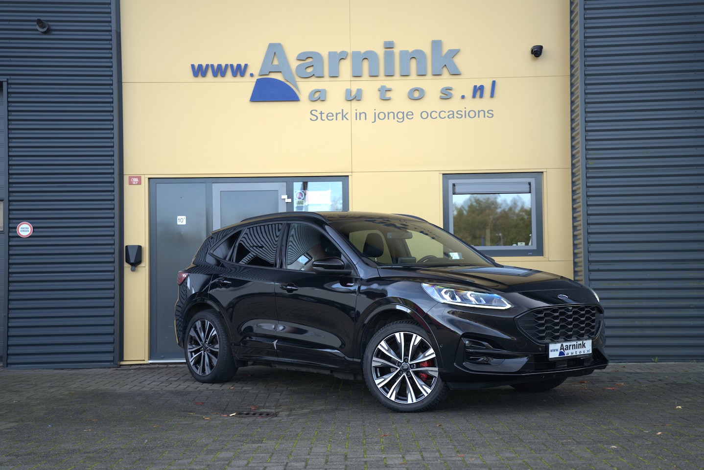 Ford Kuga - 2.5 PHEV ST-Line X 2.5 Phev 225 pk St-Line X - AutoWereld.nl