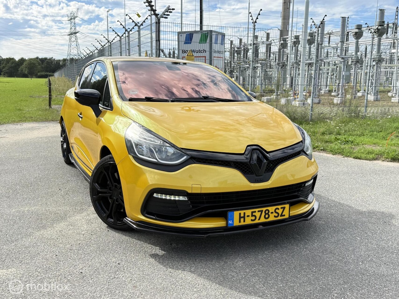 Renault Clio - 1.6 R.S. Maxton Liquid Yellow Chameleon - AutoWereld.nl