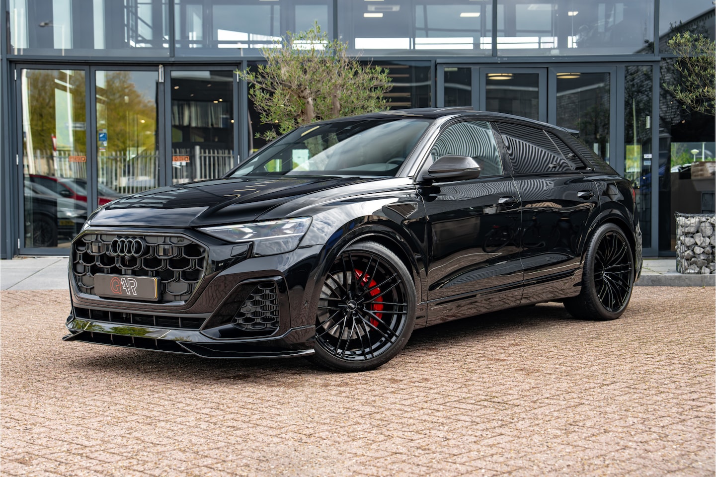 Audi Q8 - 60 TFSIe 557pk quattro ABT Aero Competition | ABT HR23 | Panoramadak | Assistentiepakket | - AutoWereld.nl