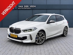 BMW 1-serie - M135i xDrive High Executive | Incl. 12 maanden Garantie | Akrapovič uitlaatsysteem | Deale