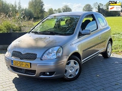 Toyota Yaris - 1.3 VVT-i Sol Automaat / Unieke km stand