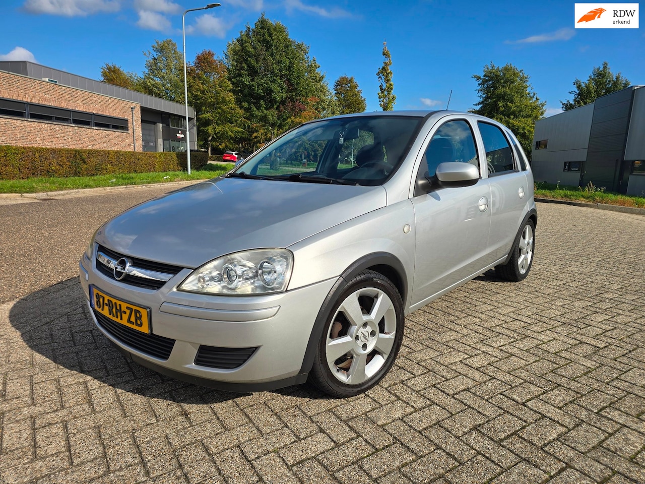 Opel Corsa - 1.2-16V Full Rhythm Airco - AutoWereld.nl