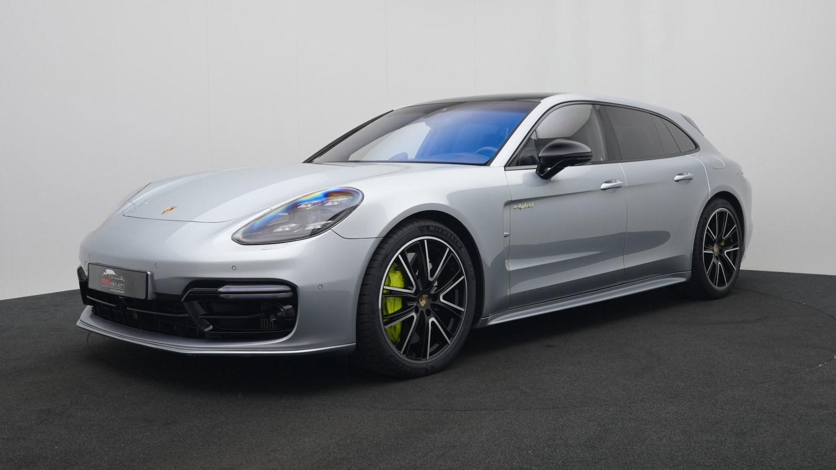 Porsche Panamera Sport Turismo - 4.0 Turbo S E-Hybrid 4.0 Turbo S E-Hybrid - AutoWereld.nl