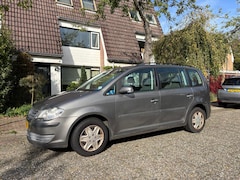 Volkswagen Touran - 1.6 Optive