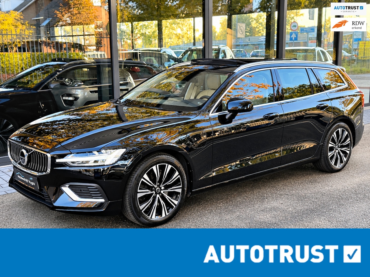 Volvo V60 - 2.0 PHEV AWD Plus Bright *LongRange*Pano*Trekhaak - AutoWereld.nl