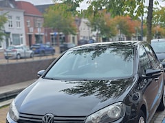 Volkswagen Golf - 1.2 TSI Highline BlueMotion