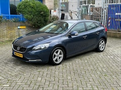 Volvo V40 - 1.6 D2 Momentum