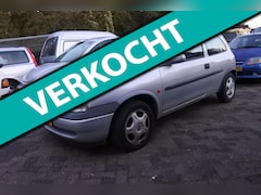 Opel Corsa - 1.2i-16V Sport nw apk 25-11-2027 155 dkm lm velgen