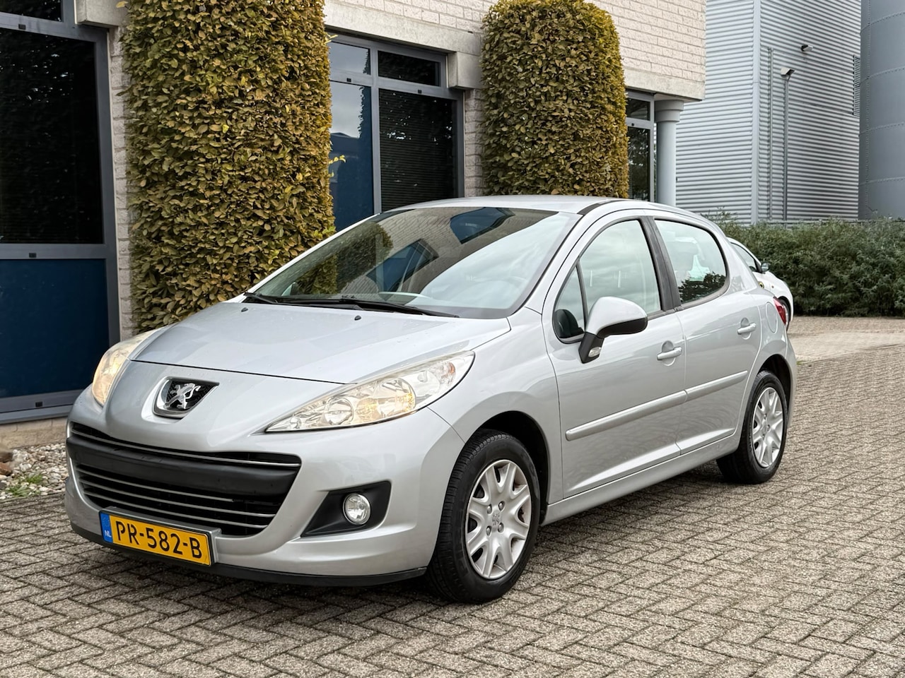 Peugeot 207 - 1.6 VTi XS | AUTOMAAT|Nieuwe Apk| - AutoWereld.nl