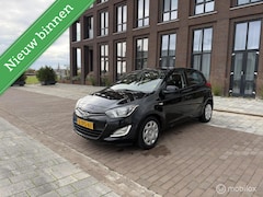 Hyundai i20 - 1.2i i-Catcher km166.734 Nap 5Deurs BJ2012