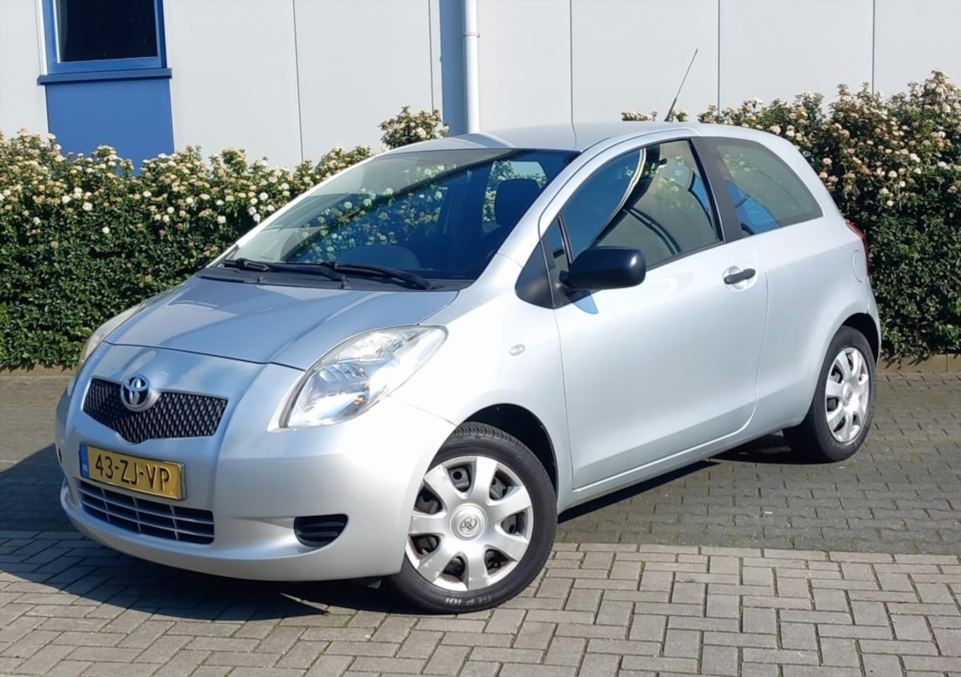 Toyota Yaris - 1.0 12V VVT-I 3DR - AutoWereld.nl