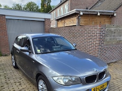 BMW 1-serie - 116i Business Line